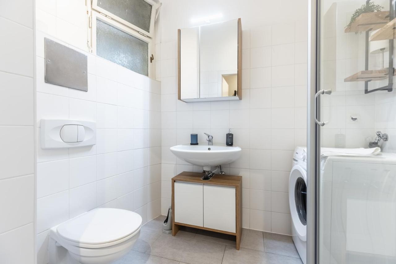 Cozy Studio Apartment Located In Vienna'S Vibrant City Center Екстер'єр фото