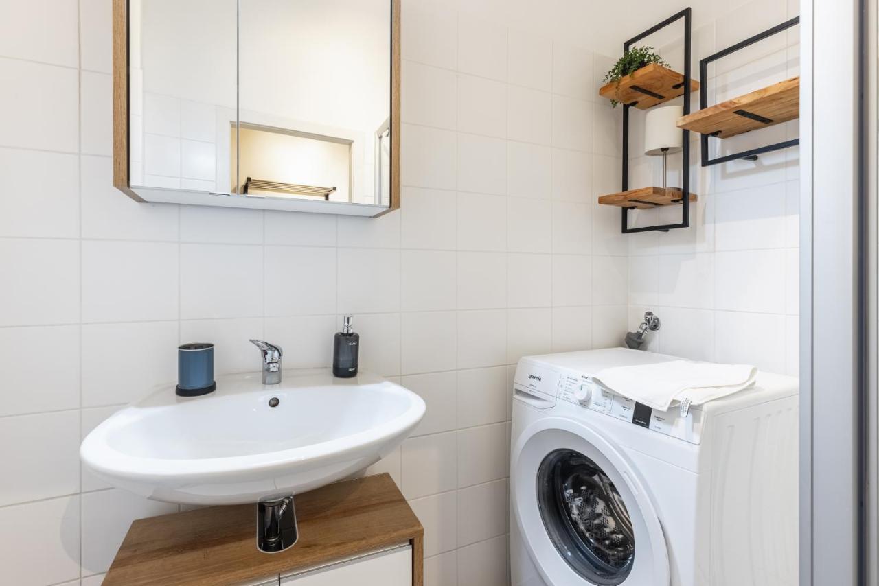 Cozy Studio Apartment Located In Vienna'S Vibrant City Center Екстер'єр фото